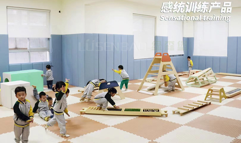 幼兒園感統(tǒng)訓練 2.jpg