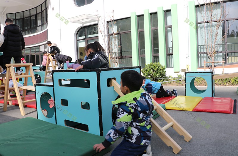 幼兒園安吉游戲活動(dòng)開展 1.jpg